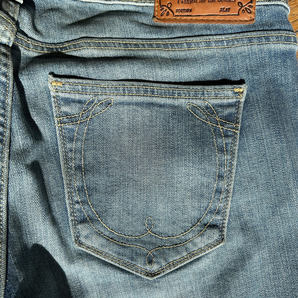 True Religion Trisha Bootcut Jeans Womens 26 Blue Low Rise Y2k Western Grunge - Picture 11 of 16